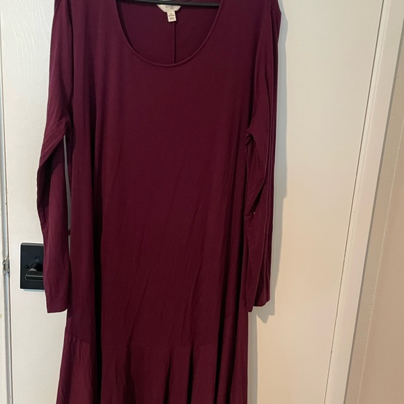 Terra & Sky Dresses & Skirts - Terra & Sky Deep Burgundy Long Sleeve Dress
